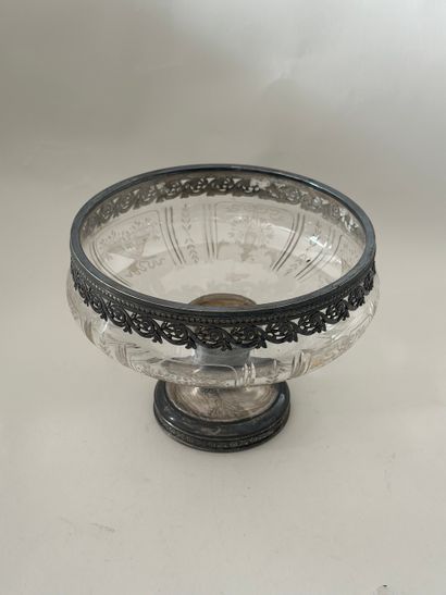 GLASS ROUND DISH AND CUP with foliate garland...