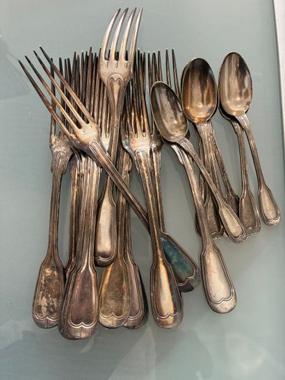 SET OF silver-plated cutlery and spoons,...