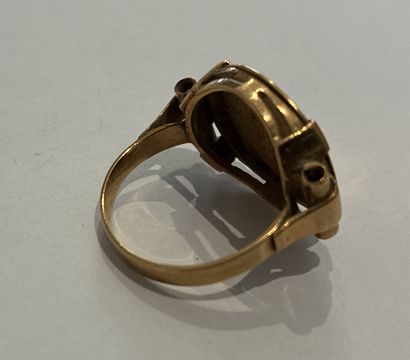 RING in 18K ( 750 thousandths) yellow gold...