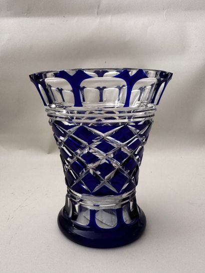 SAINT-LOUIS
VASE in molded crystal