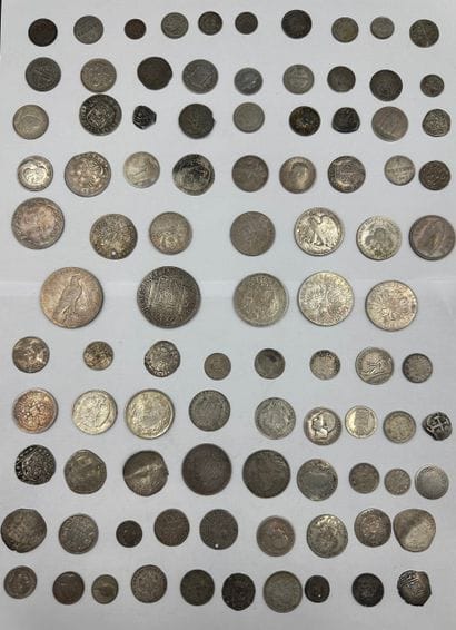 MISCELLANEOUS

Large lot of silver coins,...