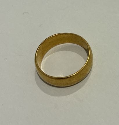 ALLIANCE in 18K (750 thousandths) yellow...