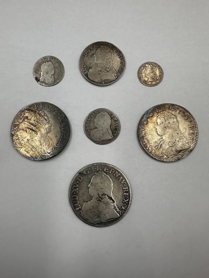 ROYALTY
Nice set of coins including ecu aux...