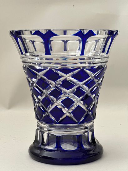 SAINT-LOUIS
VASE in molded crystal