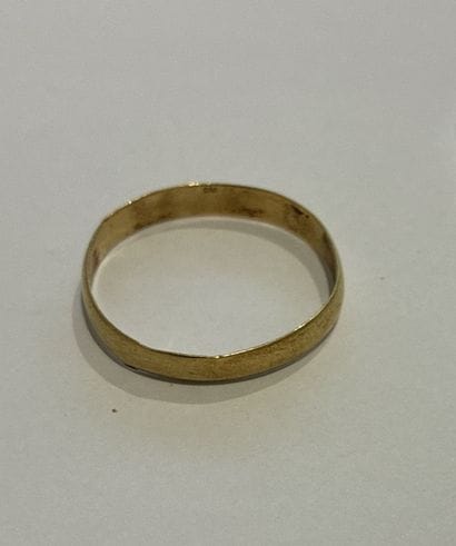 Wedding band in 18K yellow gold (750 thousandths)
Gross...