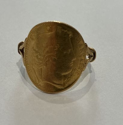 RING in 18K yellow gold ( 750 thousandths)...