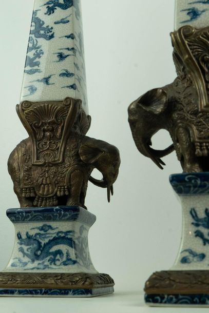 CHINA, 20th century, export porcelain. 
Pair...