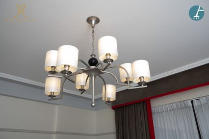 From the Metropole Hotel (Brussels): 
Complete...