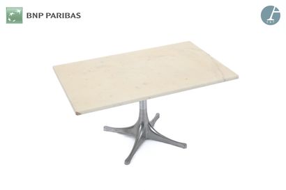 Rectangular coffee table, 
Cruciform base...