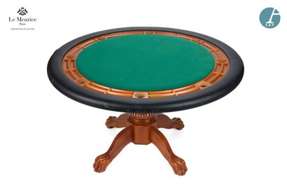 En provenance de l'Hôtel Le Meurice.
Table...