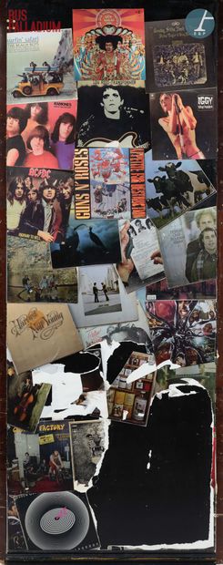 From the Bus Palladium concert hall

Wall...