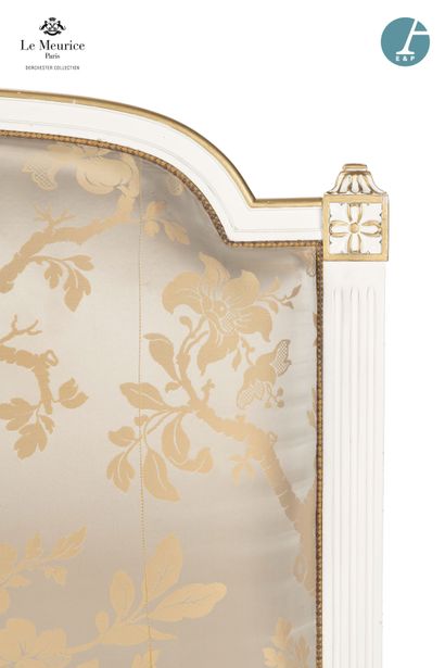 En provenance de l'Hôtel Le Meurice.
Tête...