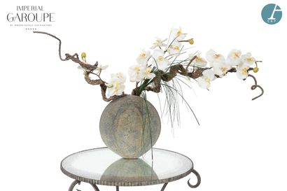 En provenance de l'Imperial Garoupe - Réception

Vase...
