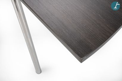 CASALA
Paire de tables demi-lune, piètement...