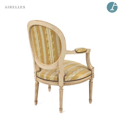 En provenance de la Bastide de Gordes
Fauteuil...