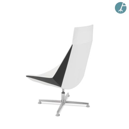 KASTEL 
Chaise modèle Kayak, structure en...