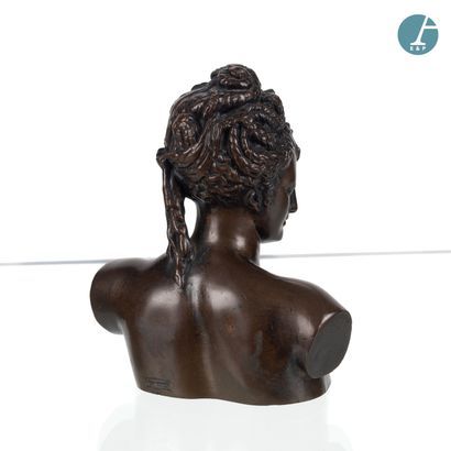 After Jean GOUJON (1510-1566) .
Bust of Diane...