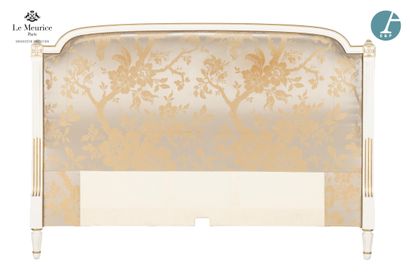 En provenance de l'Hôtel Le Meurice.
Tête...