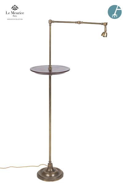 En provenance de l'Hôtel Le Meurice.
Lampadaire...