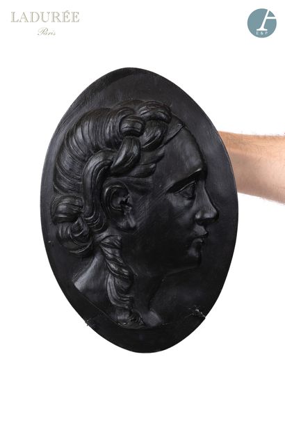 En provenance de la Maison Ladurée - 1er...