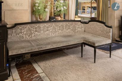 From the Maison Ladurée - Ground floor lounge.

Corner...