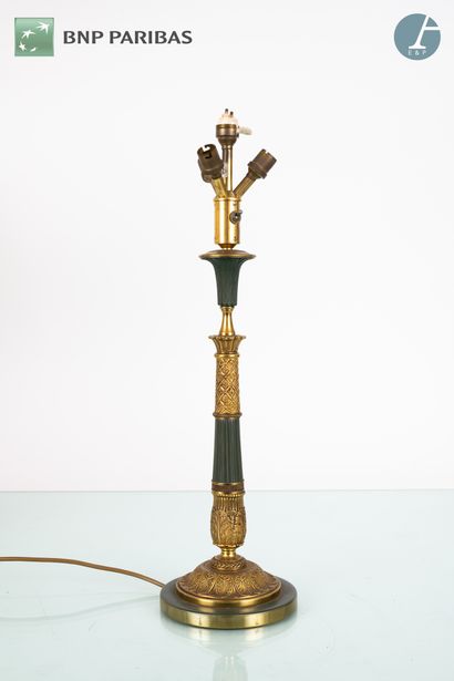 Lampe de bureau,
Structure en bronze patiné...