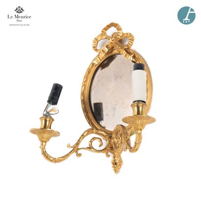 En provenance de l'Hôtel Le Meurice.
MAISON...