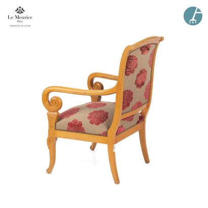 En provenance de l'Hôtel Le Meurice.
Fauteuil...