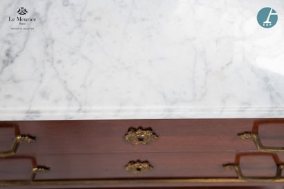 En provenance de l'Hôtel Le Meurice.
Attribué...