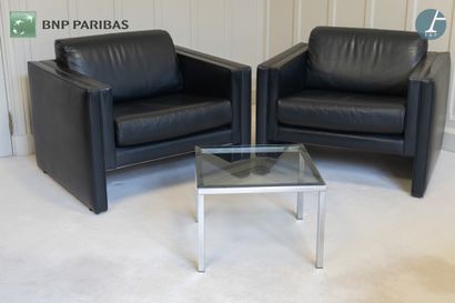 Pair of club chairs in black leatherette.
There...