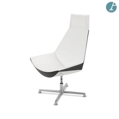 KASTEL 
Chaise modèle Kayak, structure en...