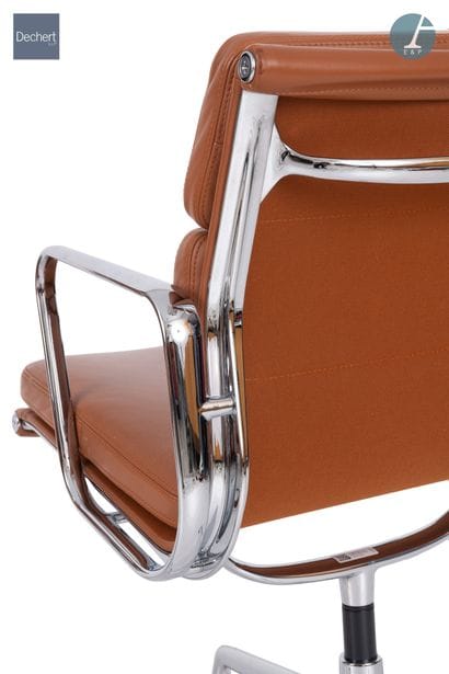 Charles and Ray EAMES Designers (1907-1978/1912-1988)...