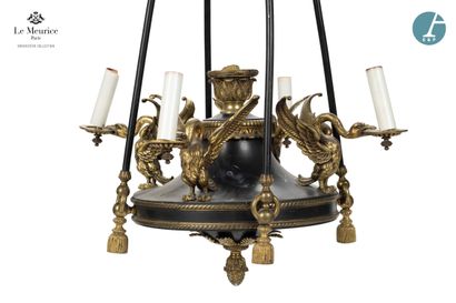 En provenance de l'Hôtel Le Meurice.
Suspension...