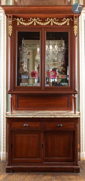 En provenance de la Maison Ladurée - Chocolaterie

Paire...
