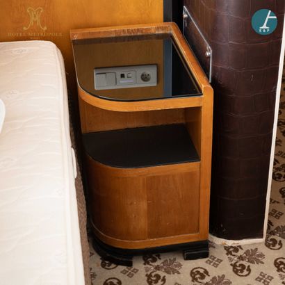 From the Metropole Hotel (Brussels): 
Complete...