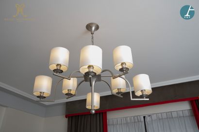 From the Metropole Hotel (Brussels): 
Complete...