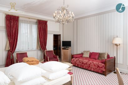 En provenance de l'Hôtel Métropole (Bruxelles)...