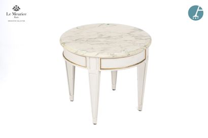 En provenance de l'Hôtel Le Meurice.
Table...
