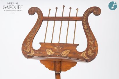 En provenance de l'Imperial Garoupe - Réception

Lutrin...