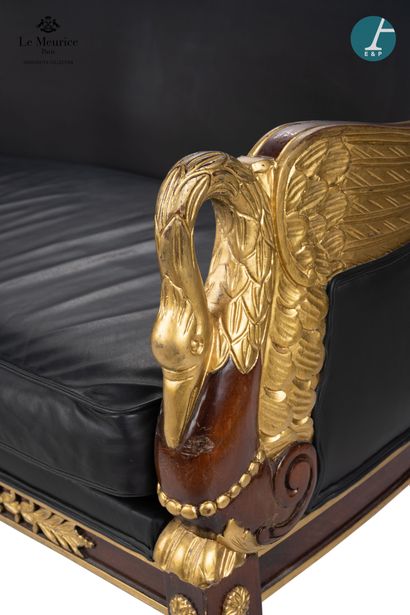 En provenance de l'Hôtel Le Meurice.
Philippe...