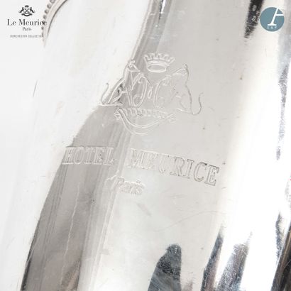 From the Hotel Le Meurice

GILDING OF FRANCE
Champagne...