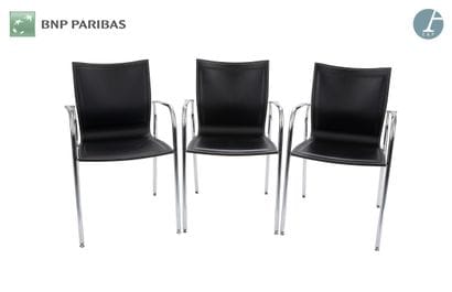 Lot de trois fauteuils en bois lamellé thermoformé...