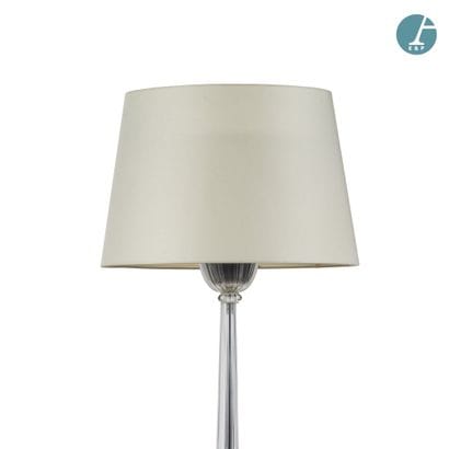 Lampadaire en verre et métal chromé, fût...