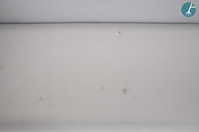 VITRA
Sofa, metal frame, light gray fabric...