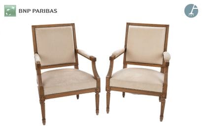 Pair of armchairs in molded and carved natural...