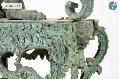 En provenance du Château de la Messardière,...