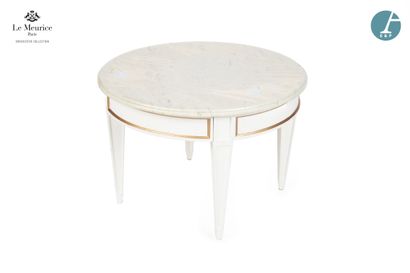 En provenance de l'Hôtel Le Meurice.
Table...