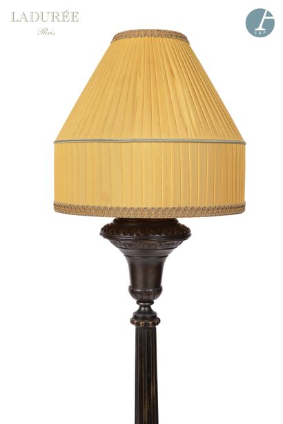 En provenance de la Maison Ladurée - Salon...