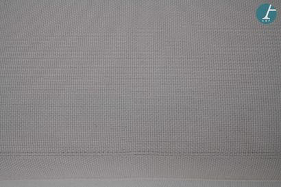 VITRA
Sofa, metal frame, light gray fabric...