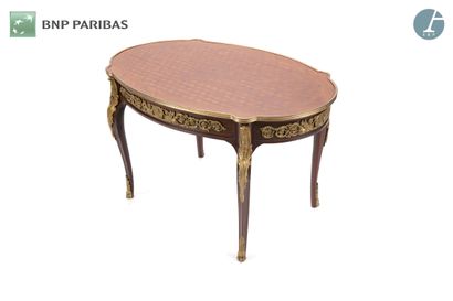 Coffee table in marquetry and gilt bronze,...